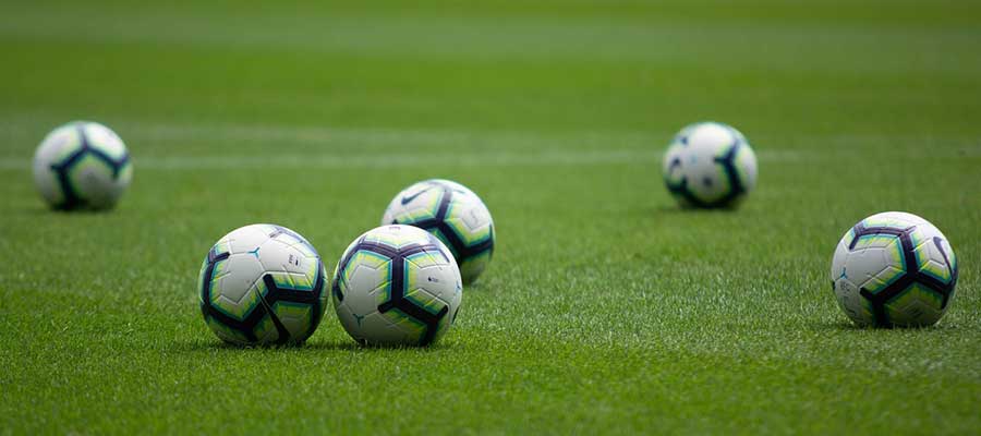 Alle standen, uitslagen en programma's van het Nederlandse amateurvoetbal via HollandseVelden.nl