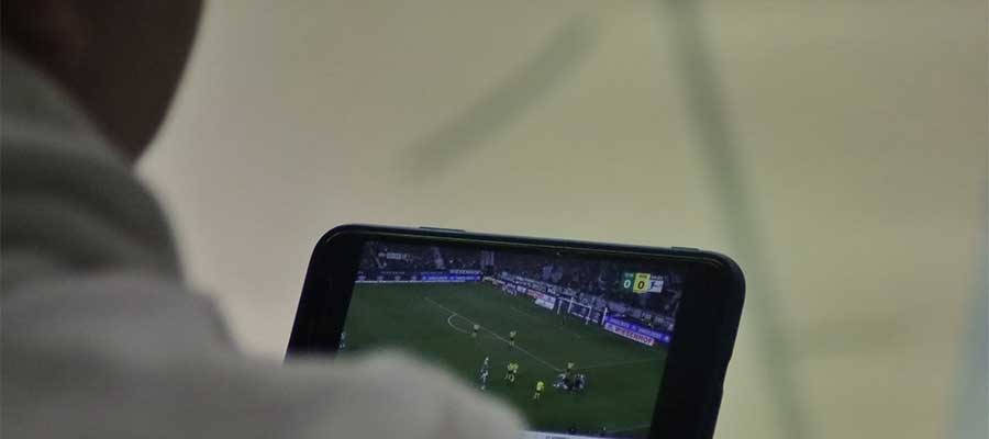 Het effect van technologie op de voorbereiding van amateurvoetbalteams en de toekomstige gevolgen ervan.